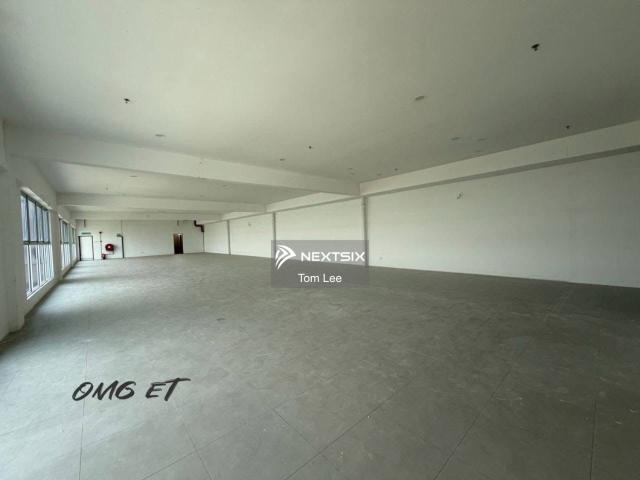 Shop for rent in Ulu Tiram, Johor