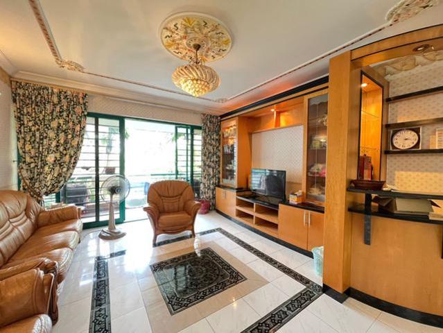 Condominium for sale in Bandar Baru Permas Jaya, Kampung Senibong