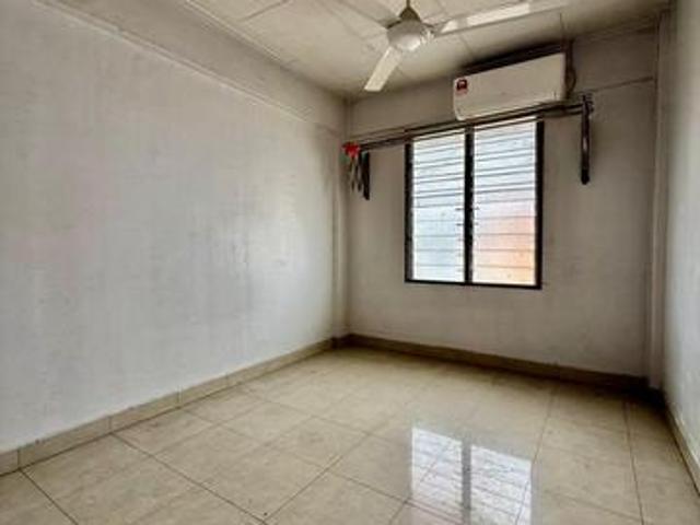 Flat for sale in Tebrau, Johor