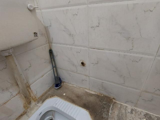 Flat for rent in Deri