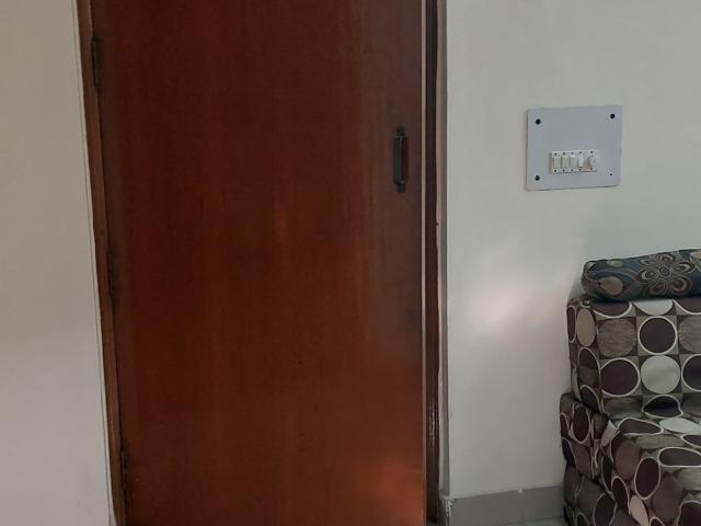 Flat for rent in Deri
