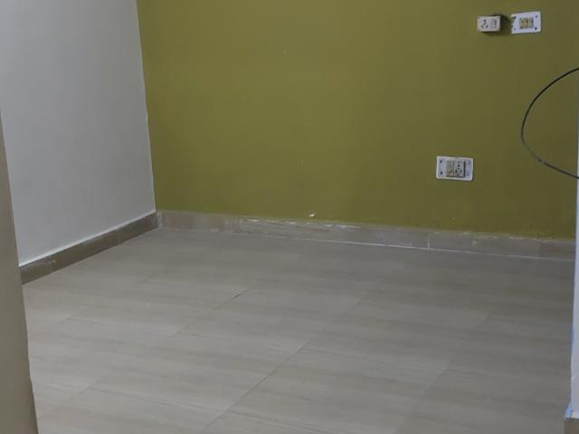 Flat for rent in Deri