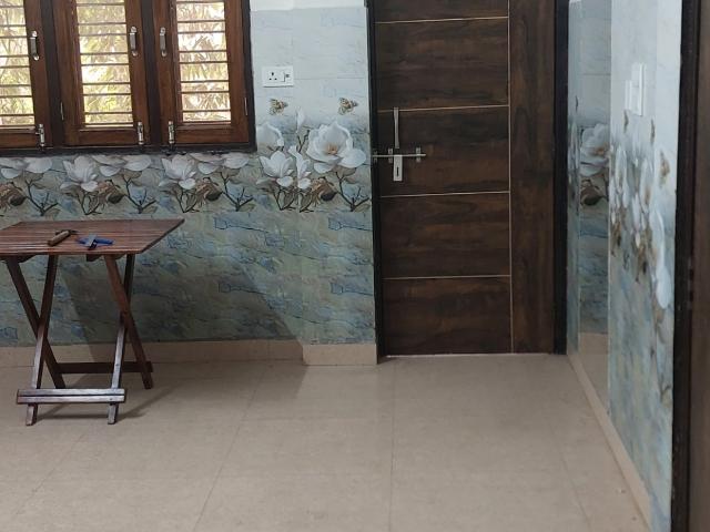 Flat for rent in Deri