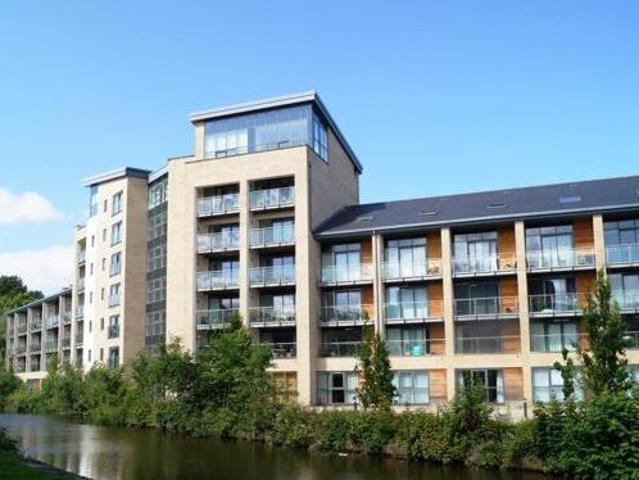 House for sale in Greaves, Bare