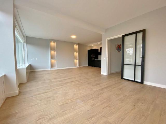 Appartement te huur in Loosduinen, Zuid Holland
