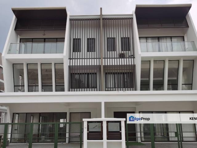 House for sale in Puchong, Majlis Bandaraya Subang Jaya