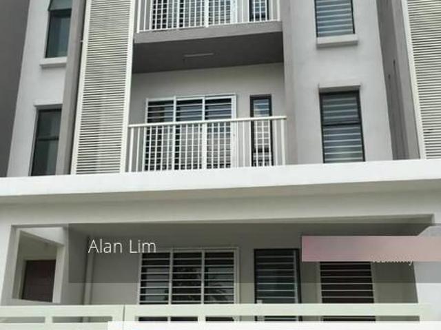 House for sale in Abadi Heights, Sepang