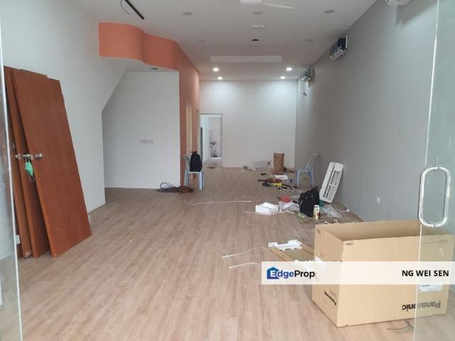 Shop for rent in Tanjong Sepat, Selangor
