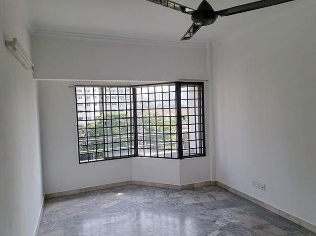 Apartment for sale in Country Heights Damansara, Kuala Lumpur