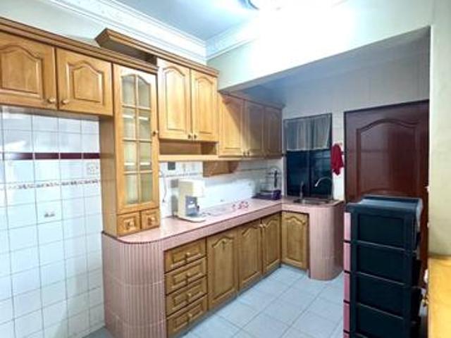 Apartment for sale in Country Heights Damansara, Kuala Lumpur
