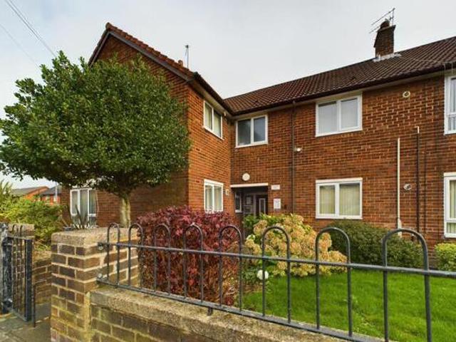 House for sale in Calderstones
