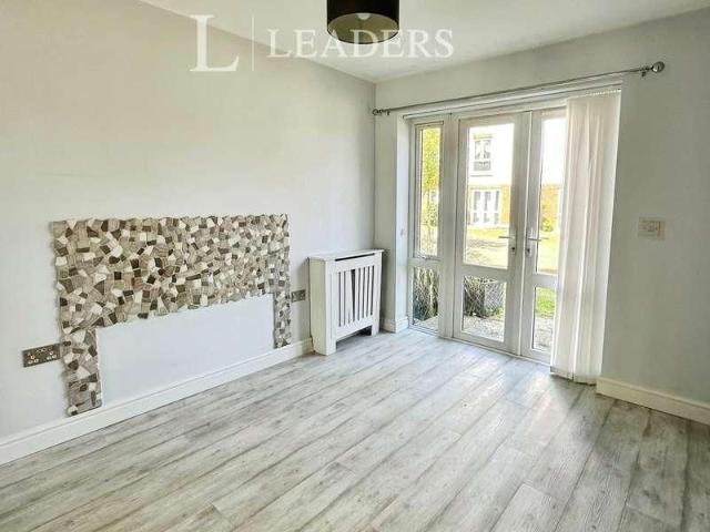 Apartment for rent in Spring Vale, Hampshire