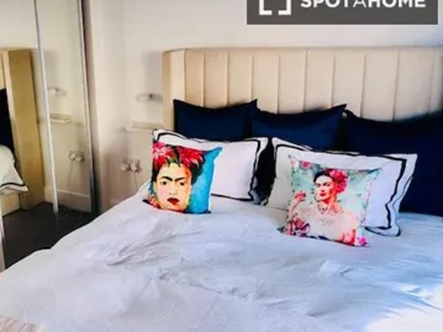 Room for rent in Clapham, Greater London