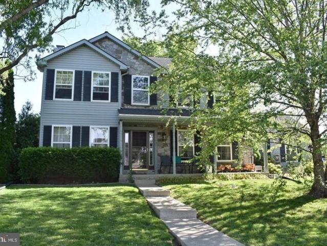 House for sale in Mount Wolf