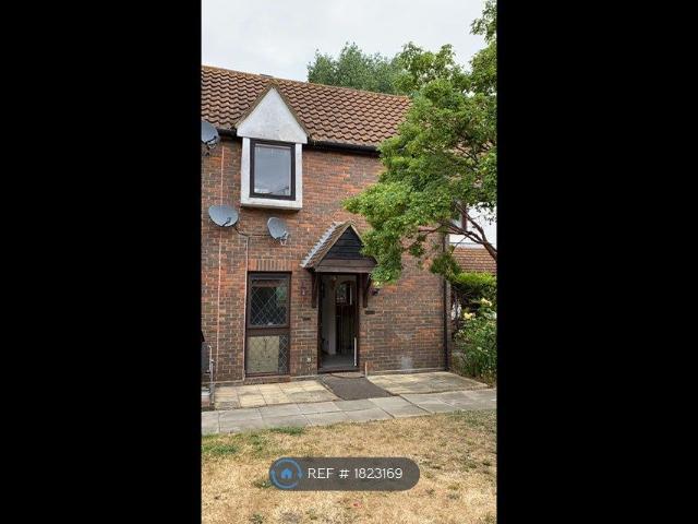House for rent in Lynton Estate, Greater London