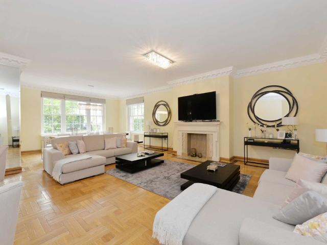Apartment for rent in St. John's Wood, Greater London