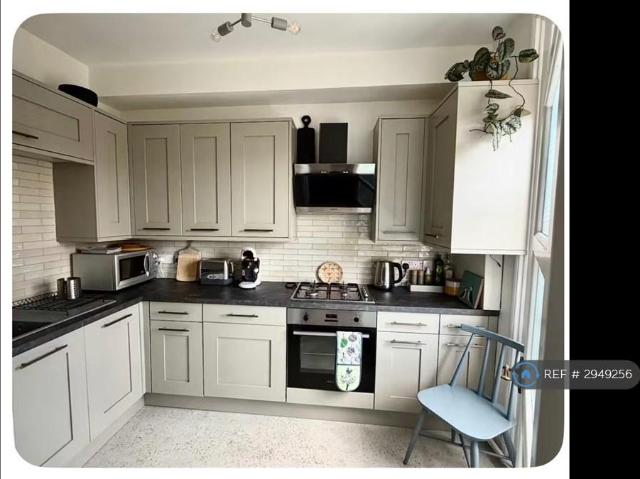 Apartment for rent in St. John's Wood, Greater London