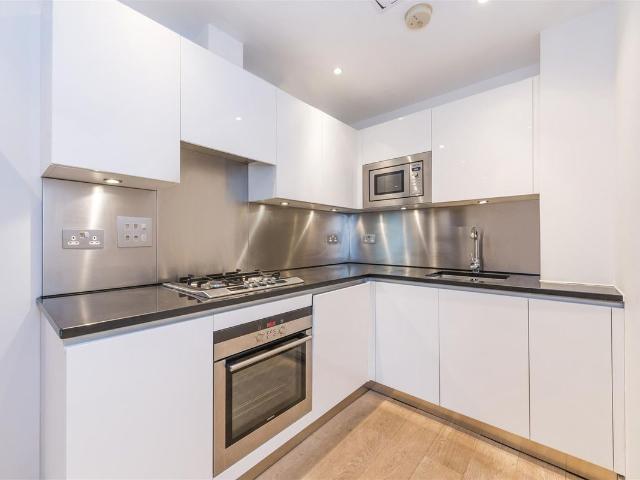 Apartment for rent in London Borough of Camden, Greater London