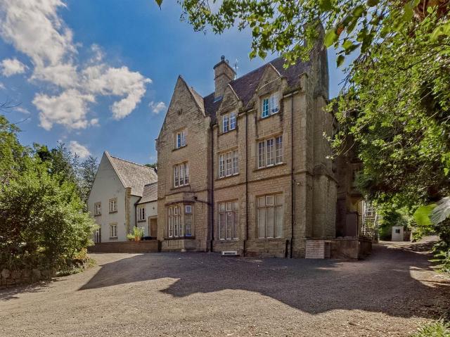 Apartment for rent in Great Malvern, Forthampton
