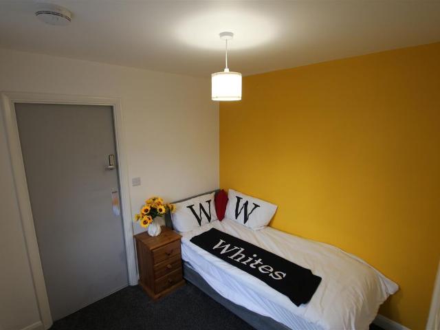 Room for rent in Far Cotton and Delapre, Far Cotton
