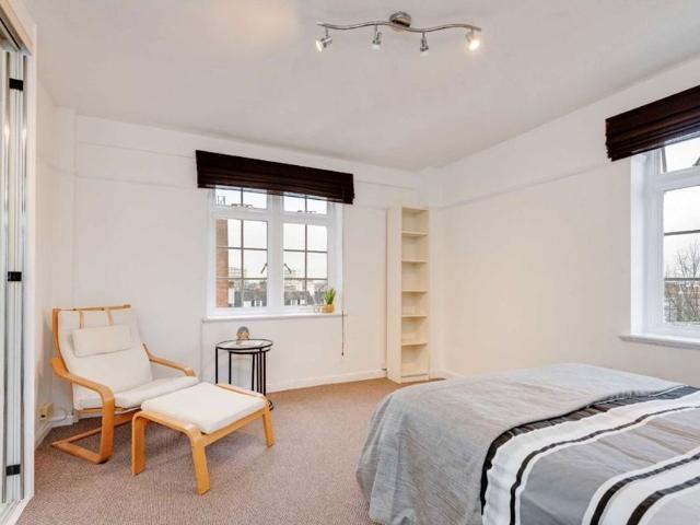 Apartment for rent in South Hampstead, Greater London