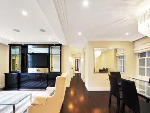 House for sale in City of London, Greater London