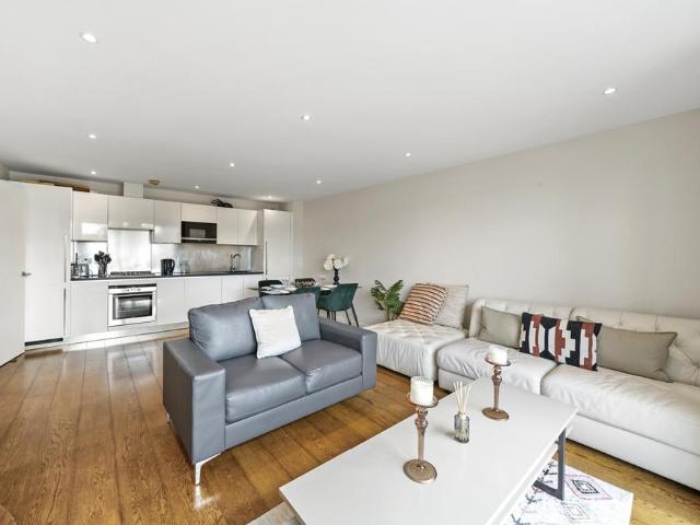Apartment for rent in South Hampstead, Greater London