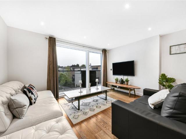 House for rent in South Hampstead, Greater London