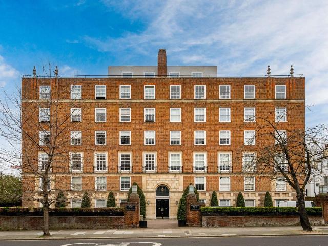Apartment for rent in St. John's Wood, Greater London