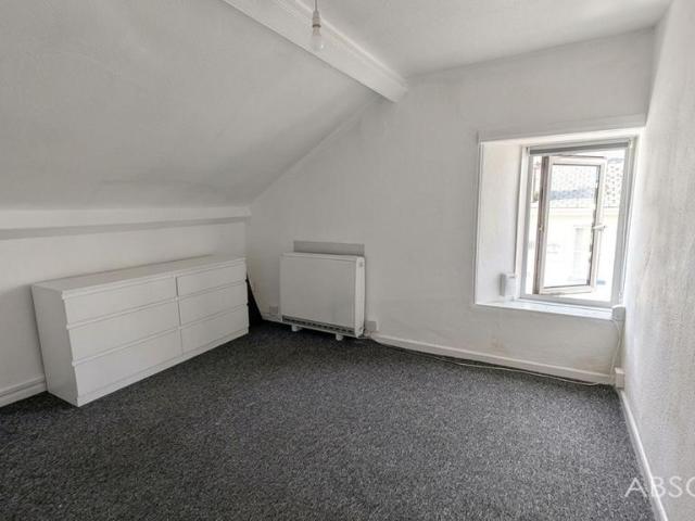 Apartment for rent in Upton, Torquay