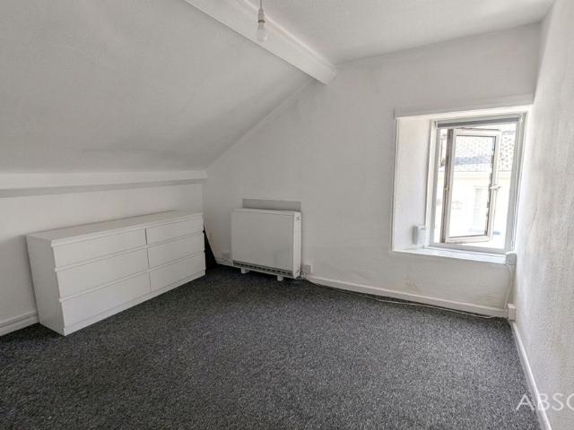 Apartment for rent in Upton, Torquay