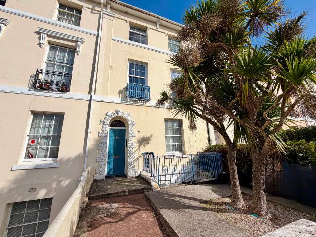 Apartment for rent in Upton, Torquay