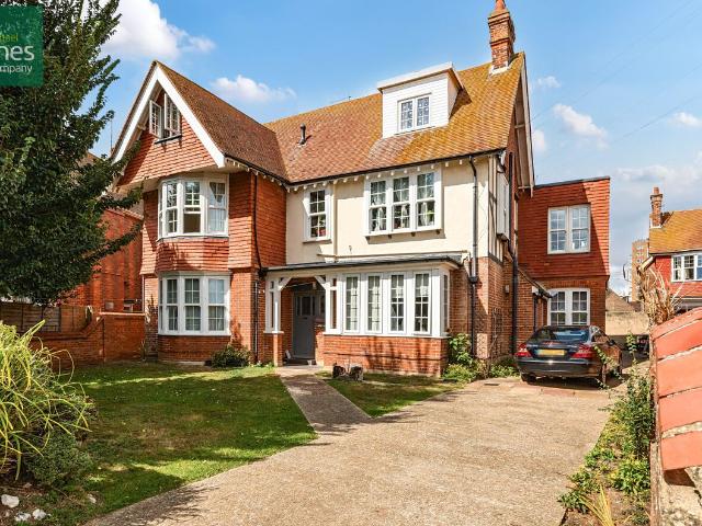 Apartment for rent in Worthing, West Sussex