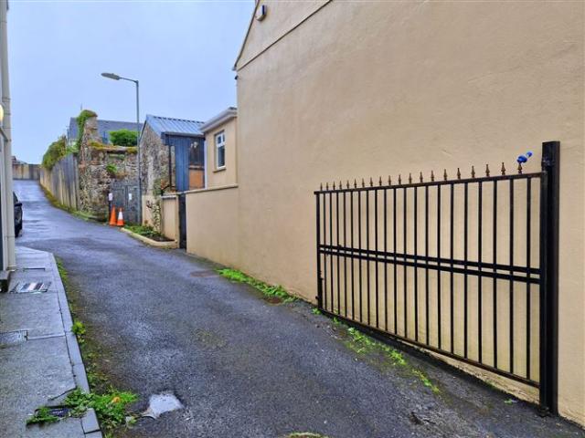 Property for sale in Ballyhaunis, Mayo