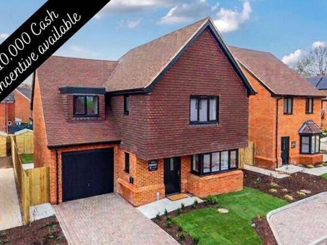 House for sale in Willesborough Lees, Ashford