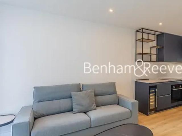 Apartment for rent in Alperton, Greater London