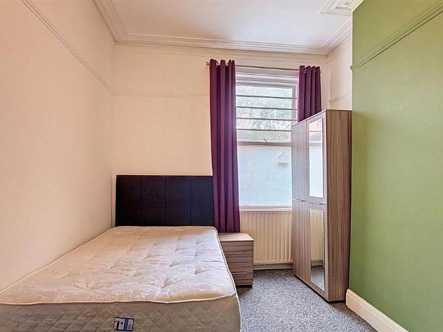 Room for rent in Nether Edge, South Yorkshire