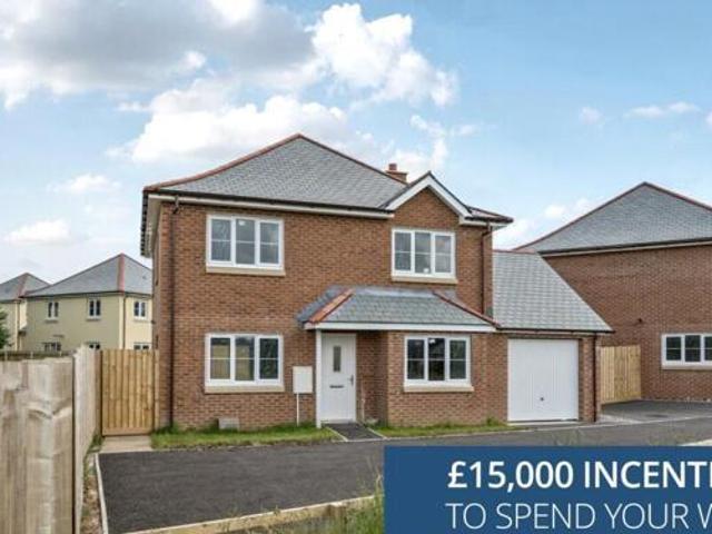 House for sale in Weir Quay, Devon