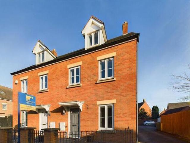House for sale in Gloucester, Gloucestershire