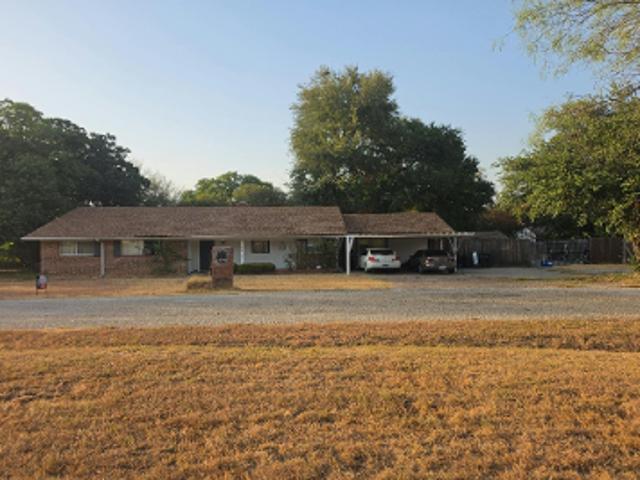 House for sale in Glen Rose, Somervell County