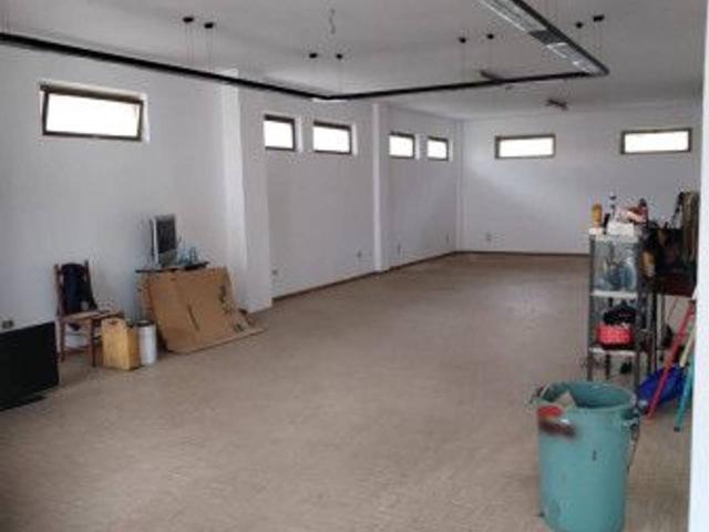 Locale Commerciale in affitto a San Giustino, Umbria
