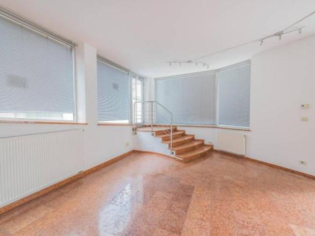 Locale Commerciale in vendita a Burggrafenamt - Burgraviato, Merano - Meran