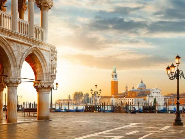 Locale Commerciale in vendita a Venezia