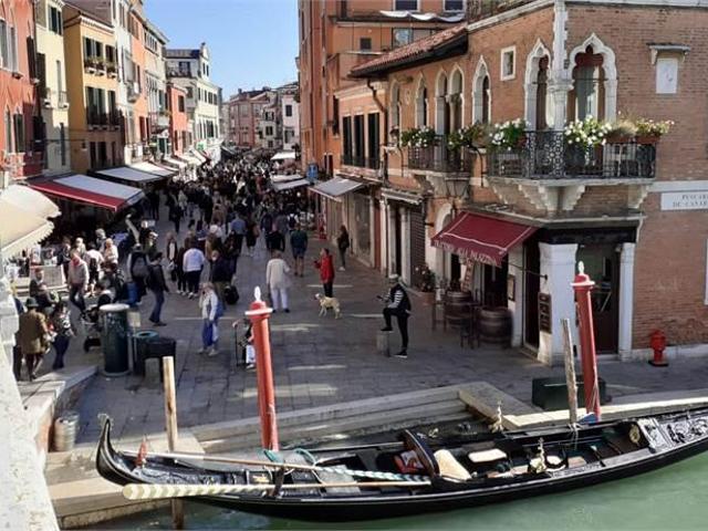 Locale Commerciale in vendita a Venezia-Murano-Burano, Venezia