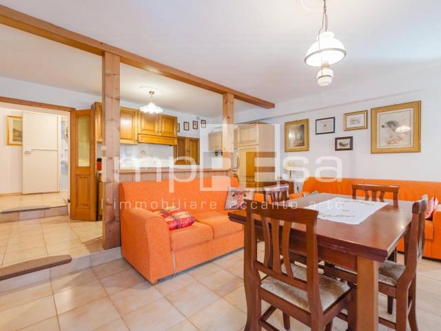 Villa Indipendente in vendita a Cison Di Valmarino, Veneto