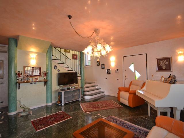 Villa Indipendente in vendita a Favaro Veneto, Venezia