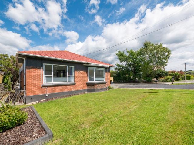 House for rent in Otakou