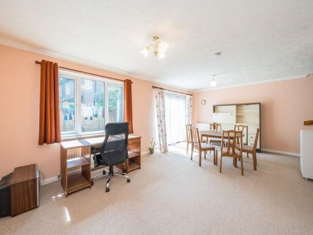 House for rent in Hampton, Greater London