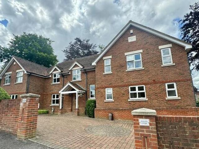 House for sale in Rochester, Kent