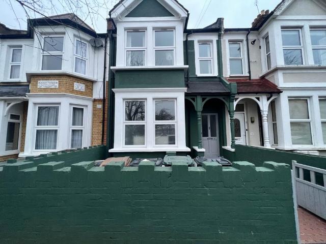 Apartment for rent in London Borough of Waltham Forest, Greater London